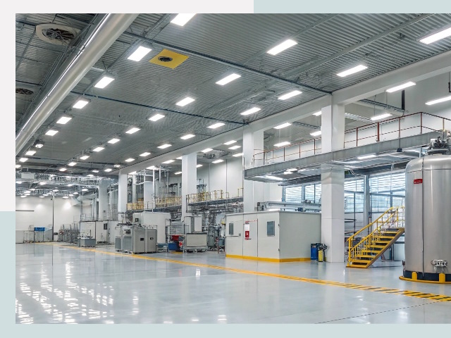 Освещение ангаров в Ульяновске от 617 руб. - Эффективные решения